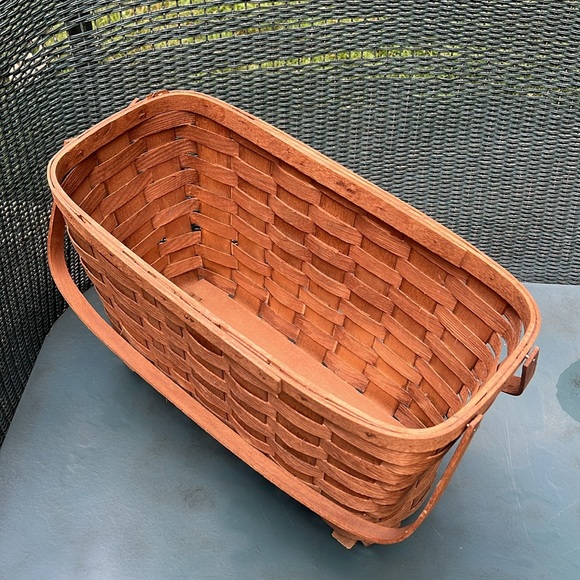 Vintage Basketville handwoven wood footed magazine basket